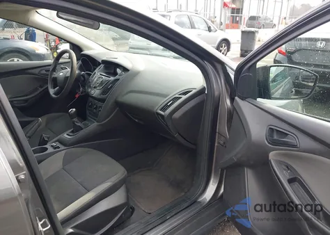 2012 Ford Focus S из США, поврежденный, VIN 1FAHP3E26CL354088